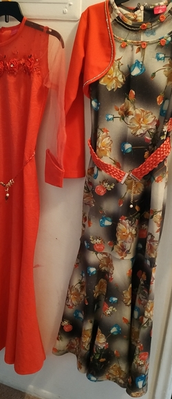 Dress - Picture 5 of 5